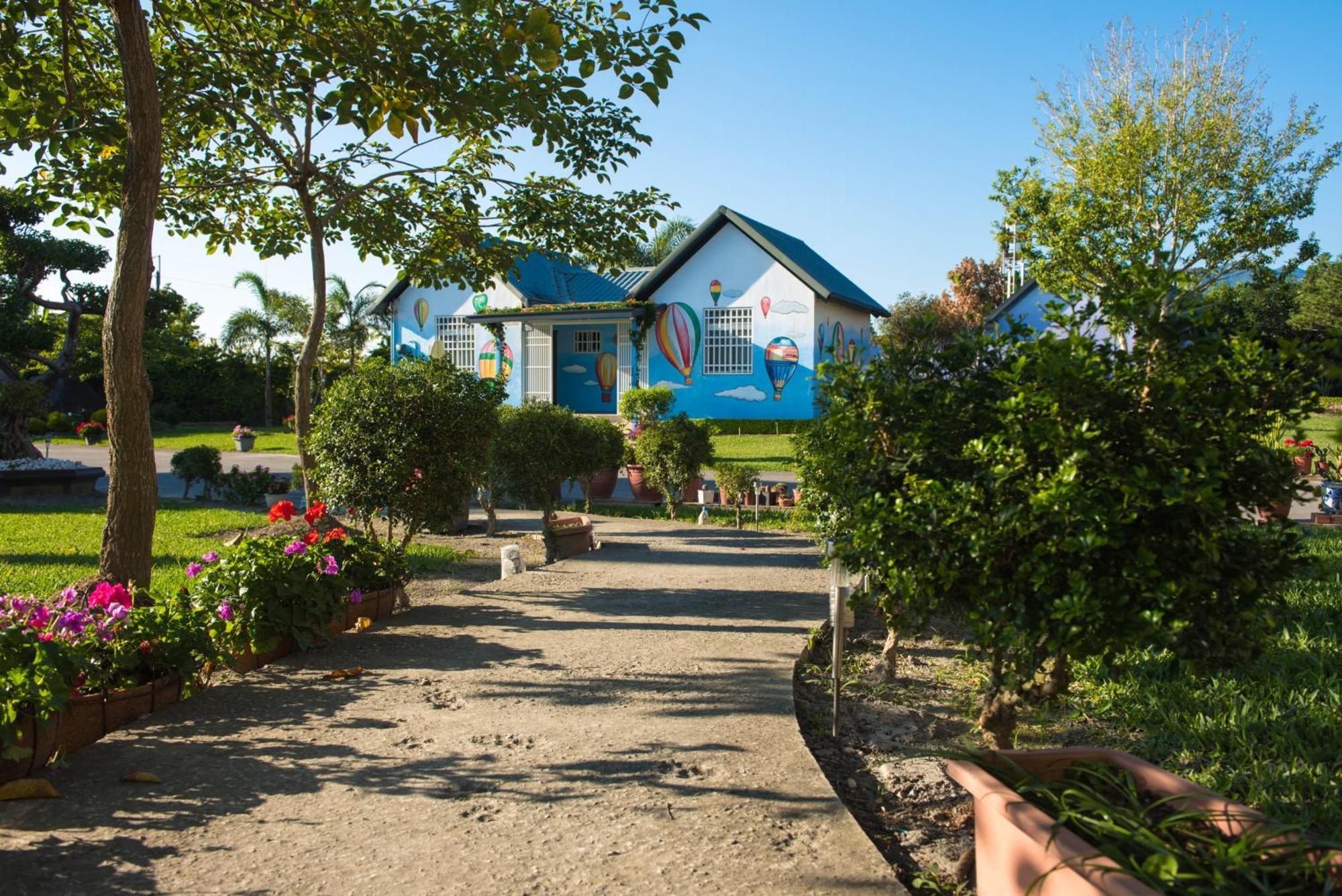 Xinfu Traveler Inn Taiping  Exteriör bild