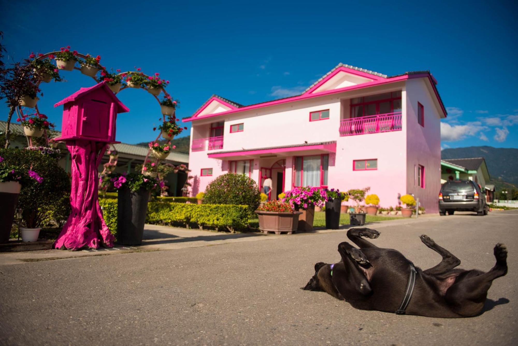 Xinfu Traveler Inn Taiping  Exteriör bild