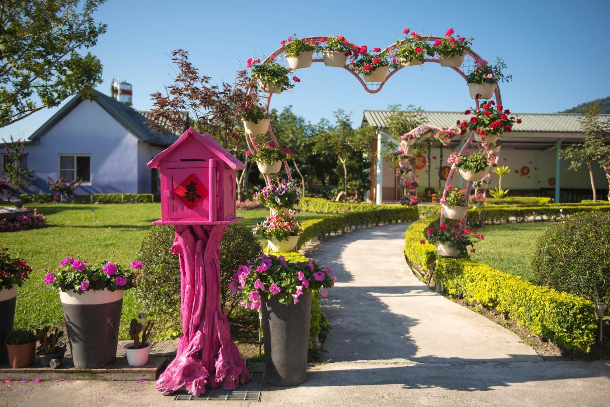 Xinfu Traveler Inn Taiping  Exteriör bild