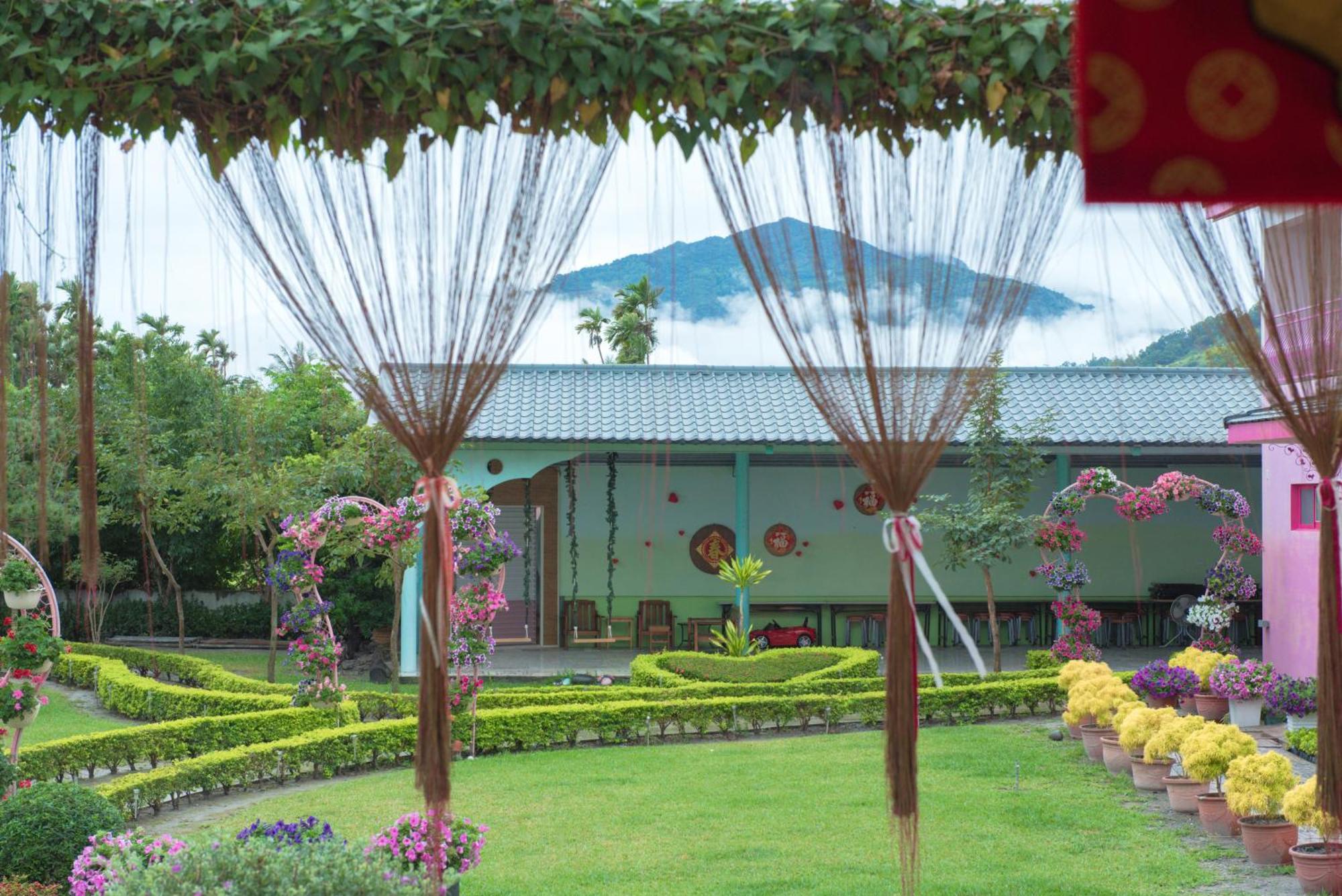 Xinfu Traveler Inn Taiping  Exteriör bild